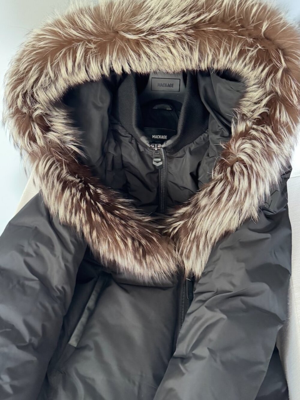 MACKAGE ADALI X SILVER FOX FUR COAT SIZE M & L